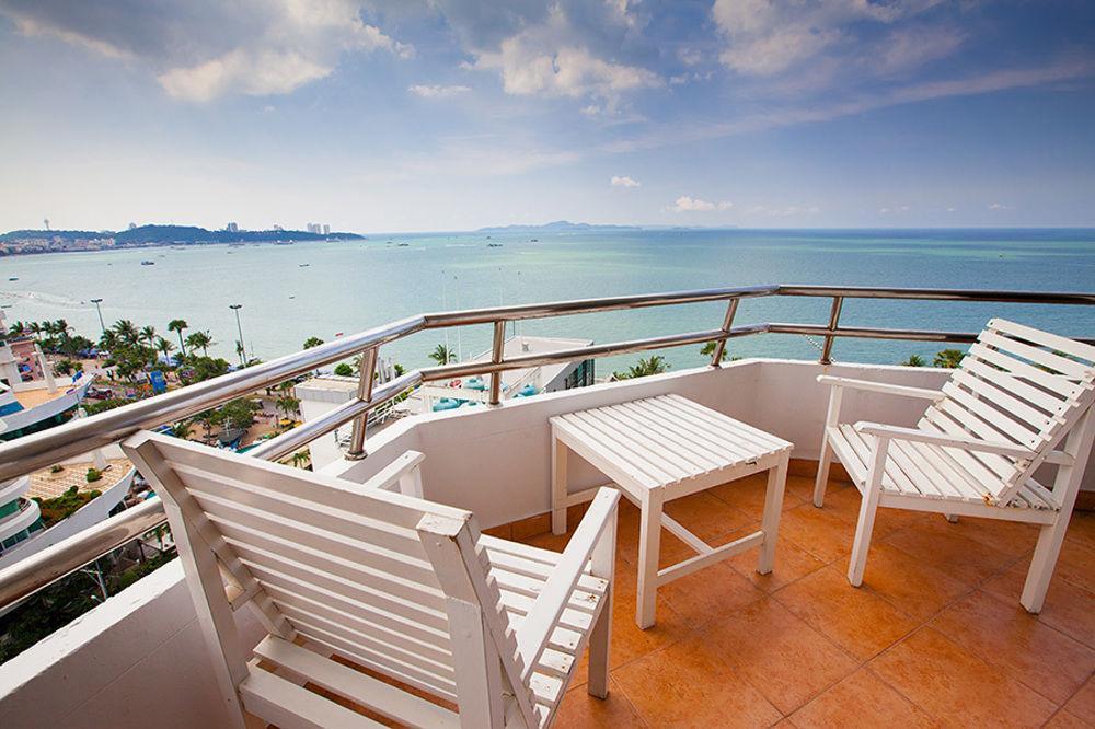 Markland Seaside Pattaya Exterior foto